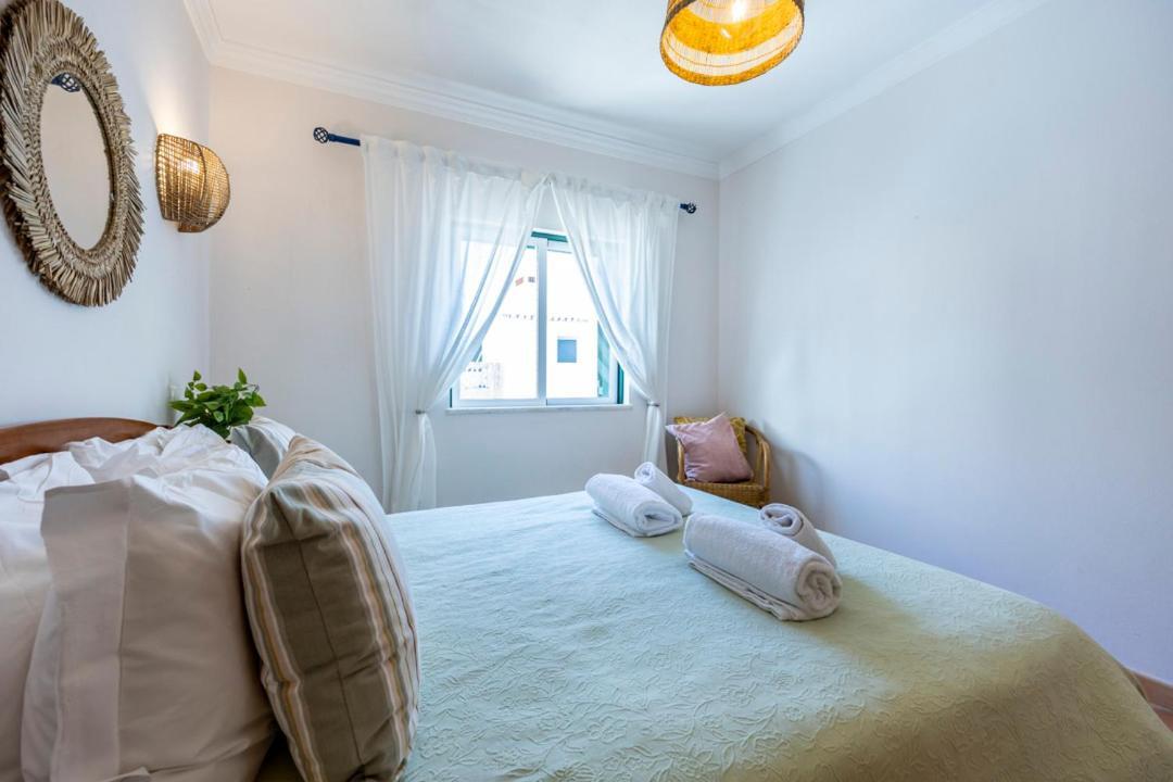 Villa Som Das Ondas Budens Buitenkant foto