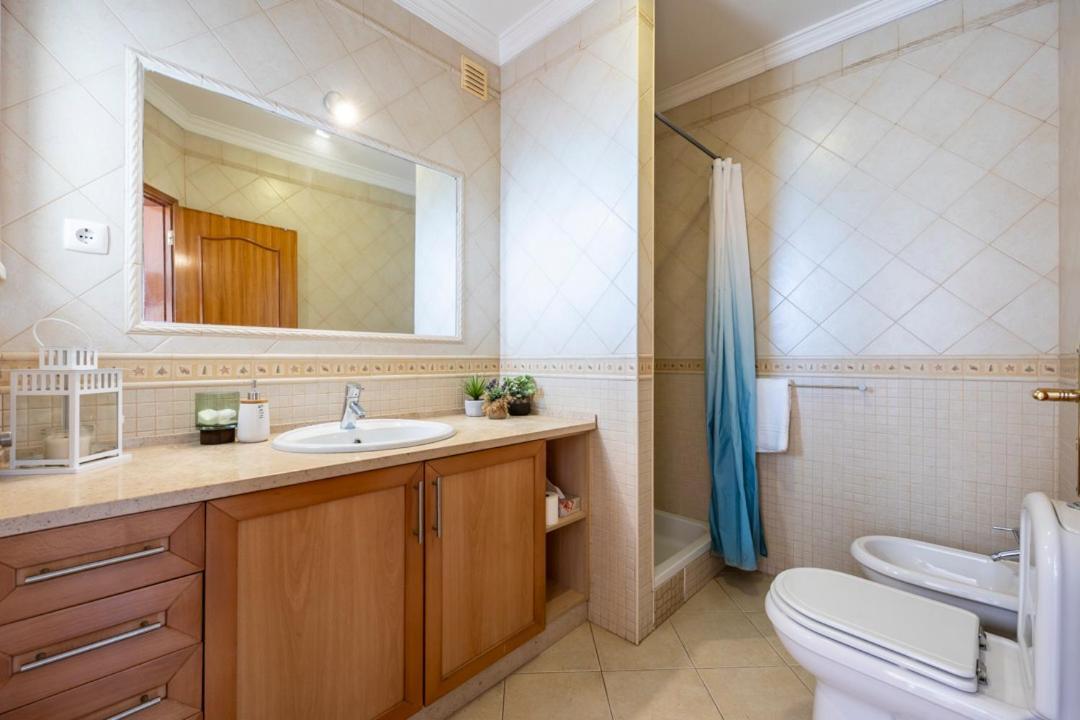 Villa Som Das Ondas Budens Buitenkant foto