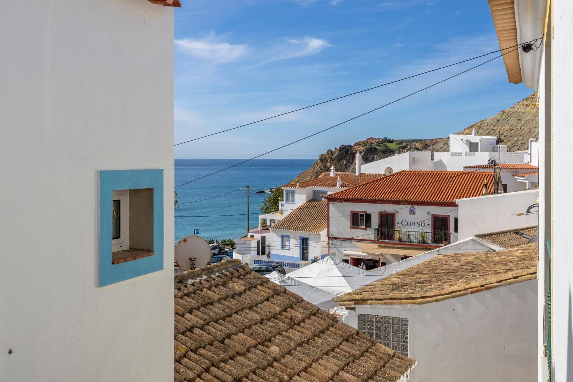 Villa Som Das Ondas Budens Buitenkant foto