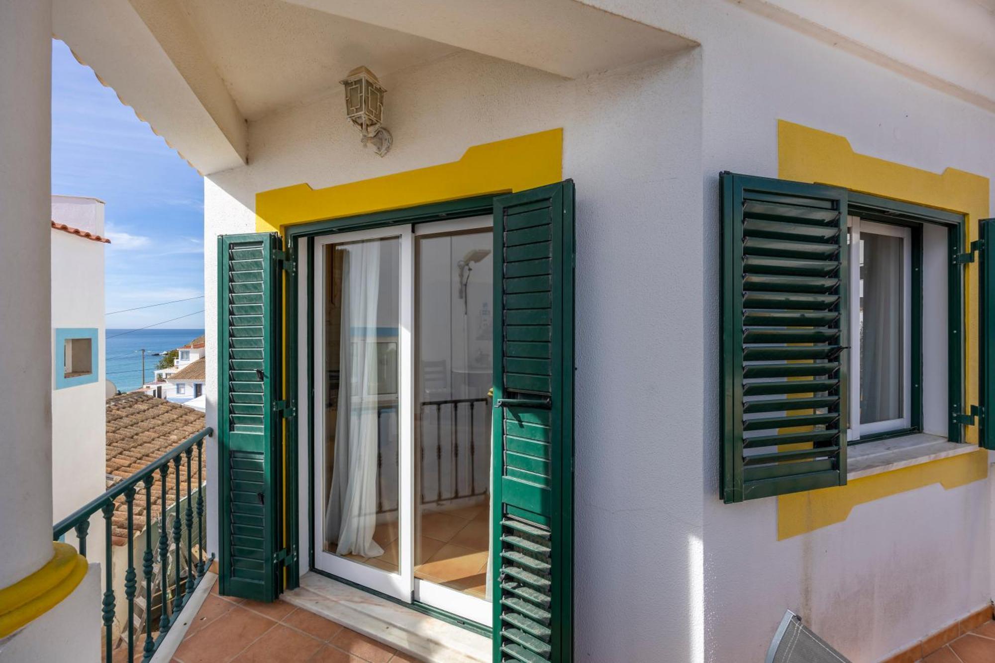 Villa Som Das Ondas Budens Buitenkant foto