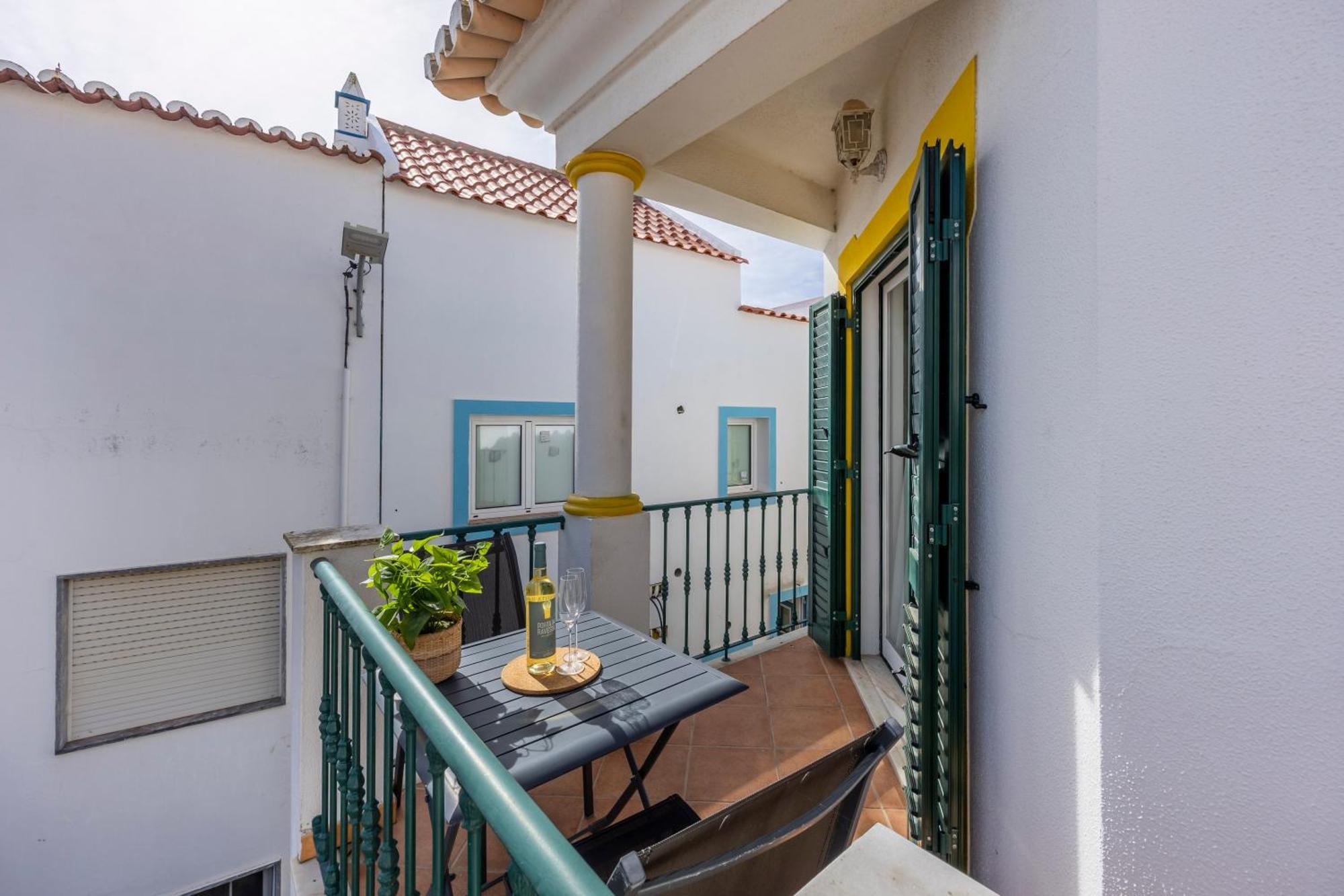Villa Som Das Ondas Budens Buitenkant foto